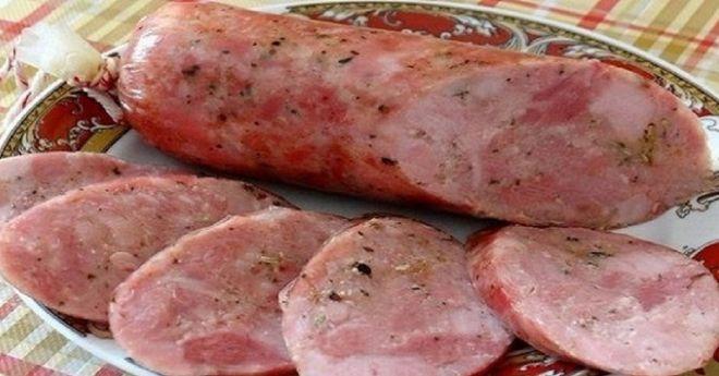 рубленая домашняя колбаса из свинины и курятины